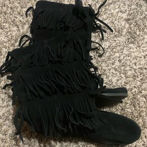 Minnetonka Fringe Boots